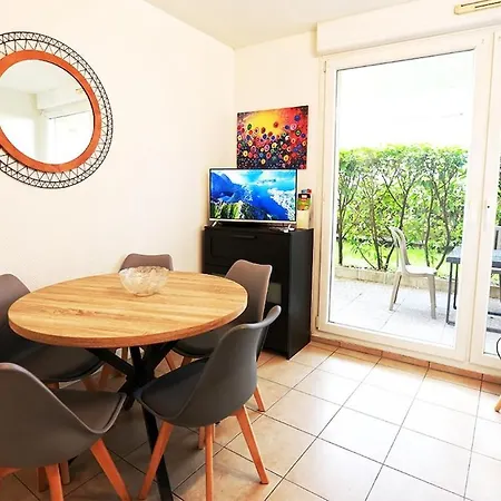 Appartement F3-f4 Neuf Centre Ville&parking Pour Citadine *