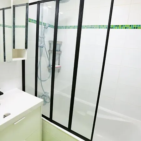 Appartement F3-f4 Neuf Centre Ville&parking Pour Citadine
